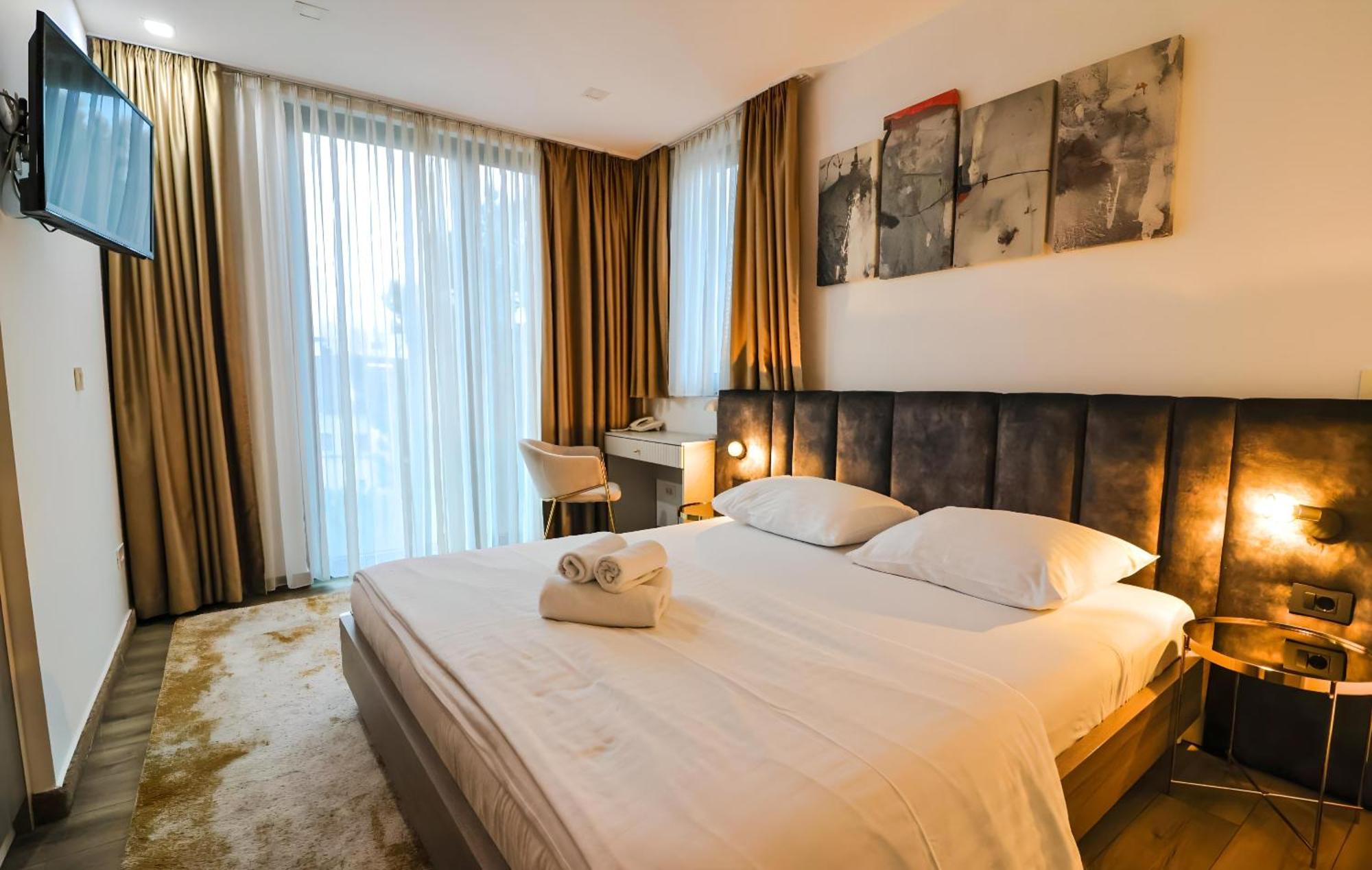 Hotel National 3*