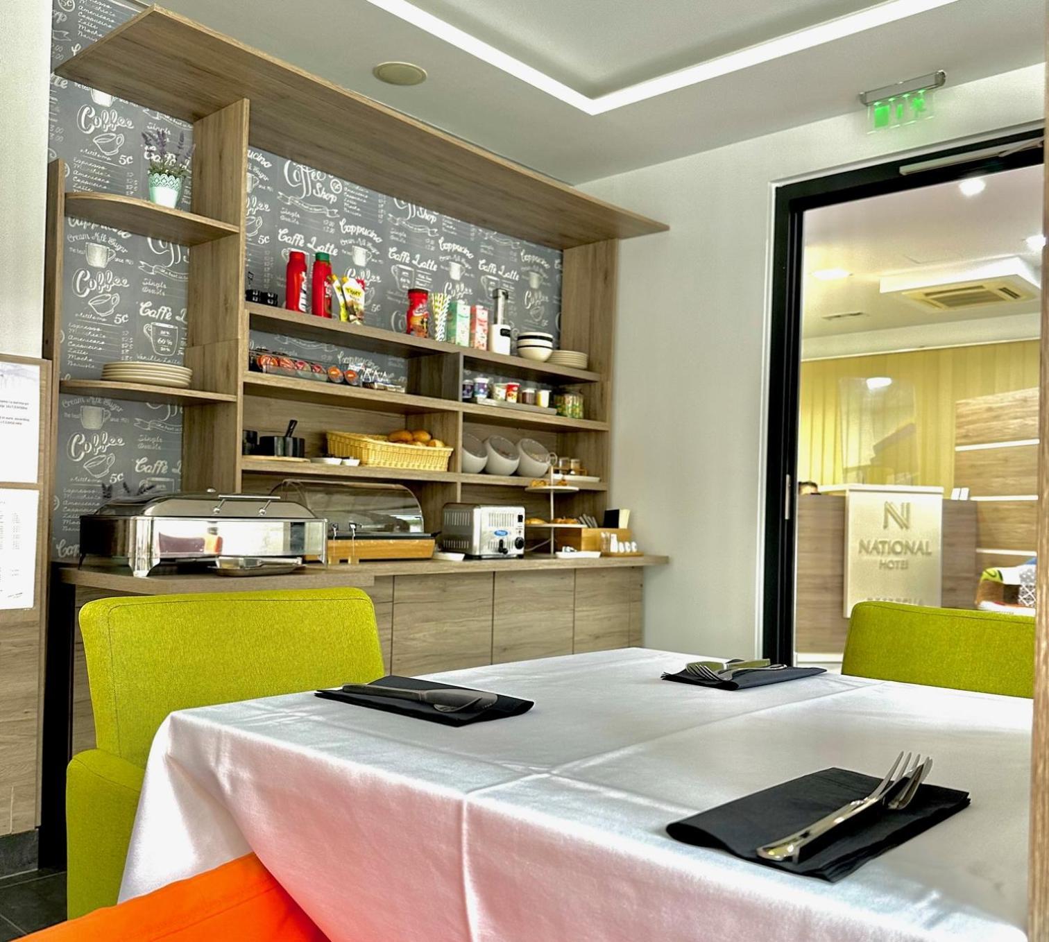 National Hotel 3*